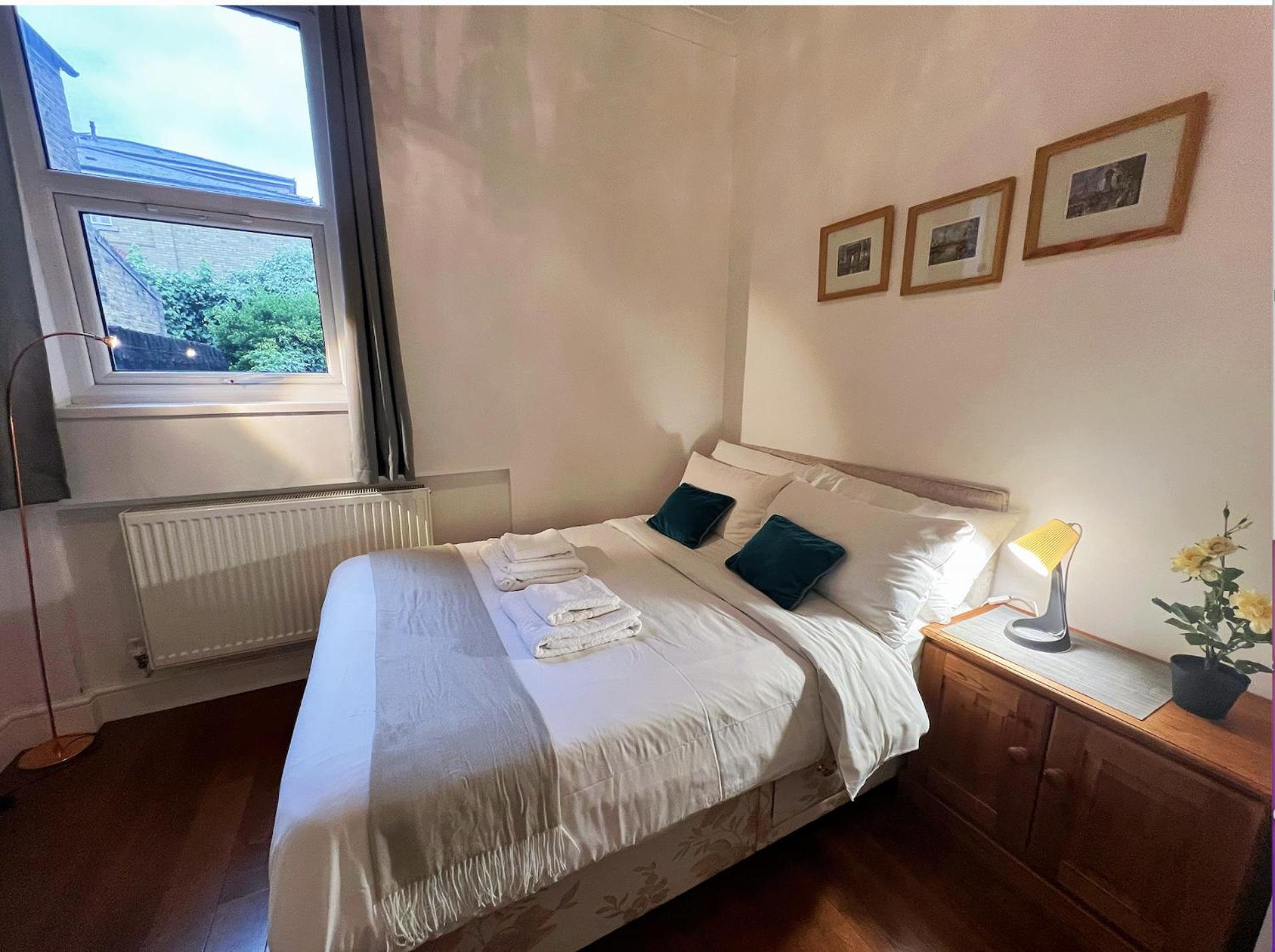 Lovely 2 Bedroom Garden Flat In London Eksteriør bilde